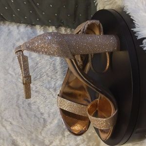 Stunning Gold Chunky Heel